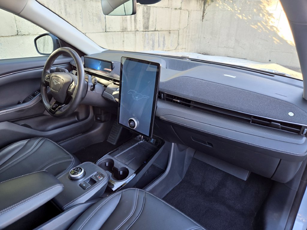 Used 2023 Ford Mustang Mach-E Premium AWD/4WD image 50