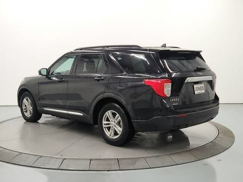 Used 2021 Ford Explorer XLT RWD image 5