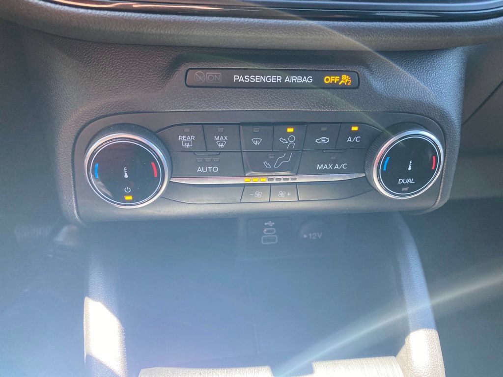 Used 2025 Ford Escape ST-Line AWD/4WD image 21