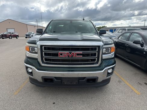 Used 2015 GMC Sierra 1500 SLE w/ SLE Value Package AWD/4WD image 4