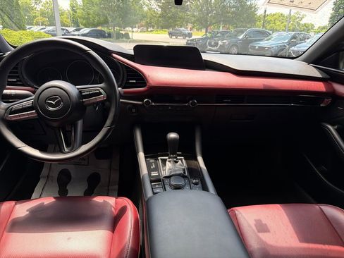 Used 2019 MAZDA MAZDA3 Hatchback w/ Premium Package FWD image 23