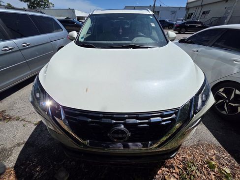 Used 2023 Nissan Rogue SL w/ SL Premium Package FWD image 2