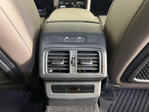 Used 2025 Audi Q5 Premium Plus w/ Premium Plus image 17