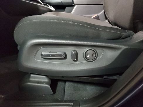 Used 2024 Honda CR-V EX image 18