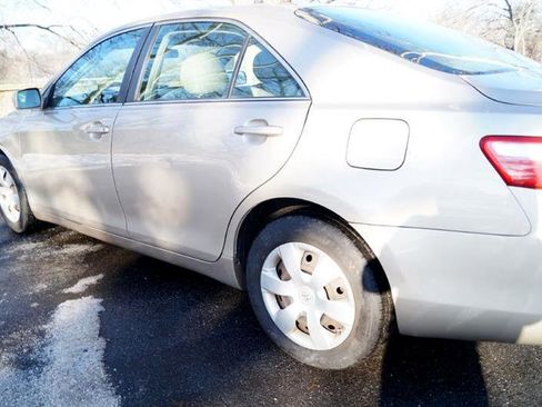 Used 2008 Toyota Camry XLE image 7