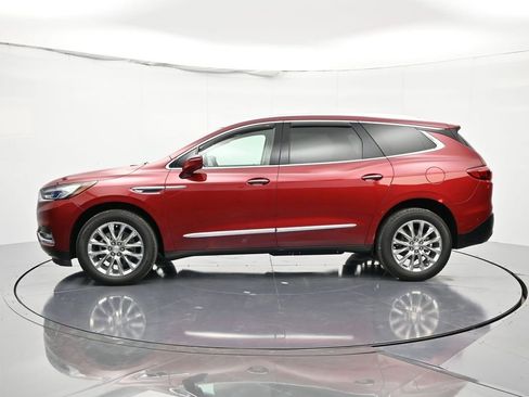 Certified 2020 Buick Enclave Essence w/ Sound and Sites Package image 8