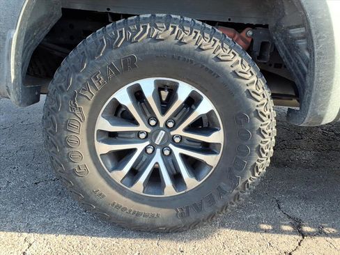 Used 2019 Ford F150 Raptor w/ Equipment Group 802A Luxury image 28