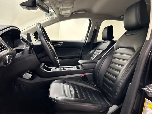 Certified 2024 Ford Edge SEL w/ Convenience Package AWD/4WD image 11