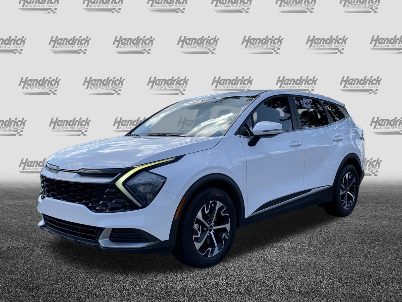Used 2023 Kia Sportage EX FWD image 5