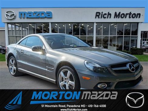 Used 2011 Mercedes-Benz SL 550 image 1