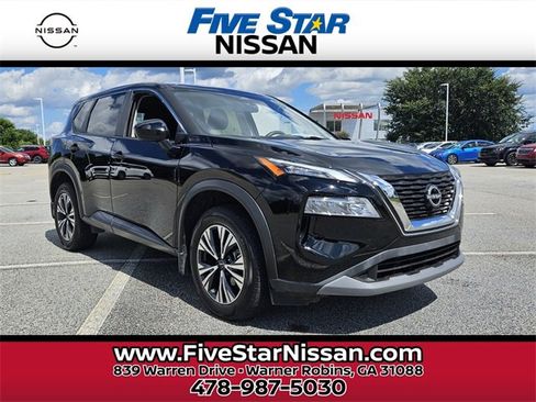 Used 2023 Nissan Rogue SV image 1