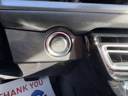 New 2026 Chevrolet Traverse LT image 17