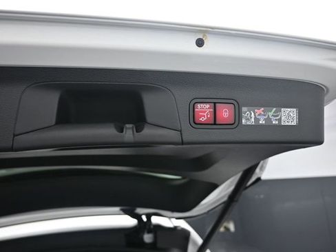 Used 2026 Mercedes-Benz GLS 450 4MATIC image 29