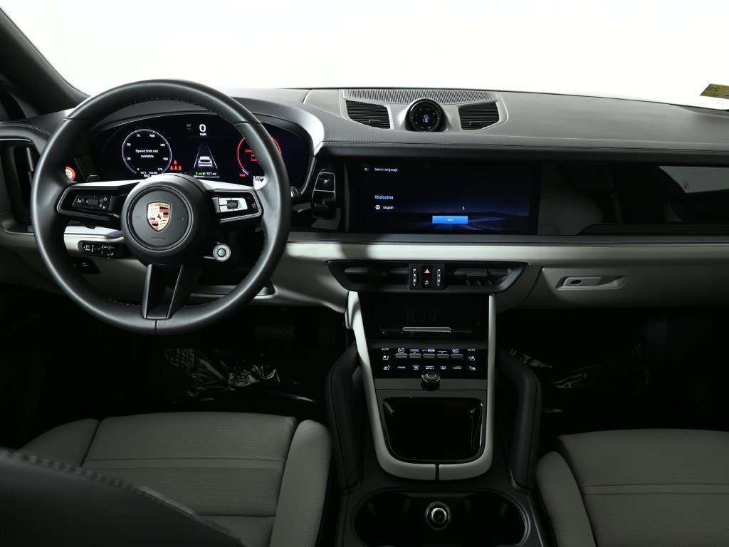 Used 2026 Porsche Cayenne E-Hybrid AWD/4WD image 16