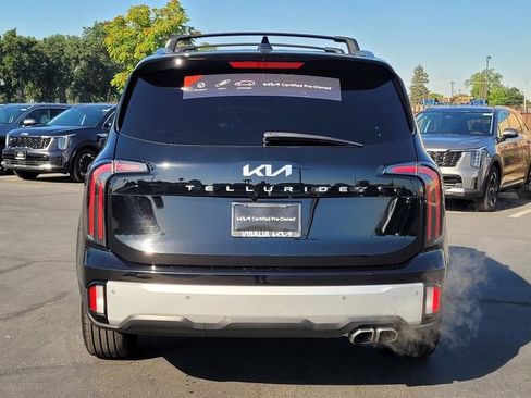 Certified 2024 Kia Telluride EX w/ EX Captain's Chair Package FWD image 7