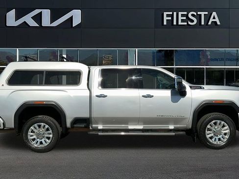 Used 2023 GMC Sierra 3500 Denali w/ Denali Ultimate Package image 6