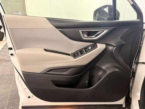 Used 2020 Subaru Forester Premium image 6