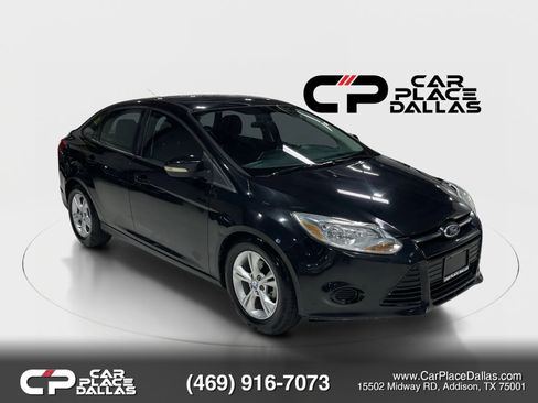 Used 2013 Ford Focus SE FWD image 4