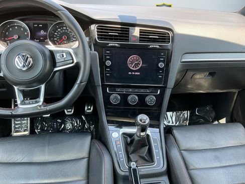 Used 2019 Volkswagen GTI SE w/ SE Experience Package FWD image 13