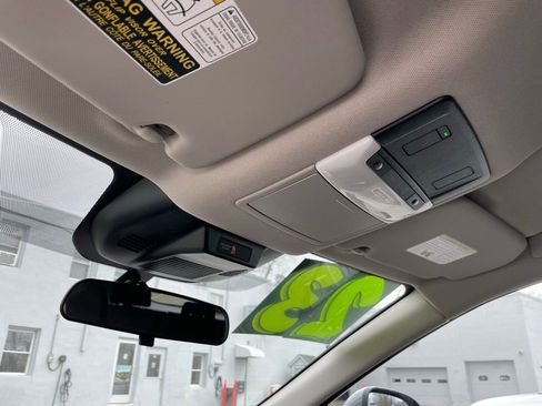 Certified 2023 Nissan Rogue SV image 21