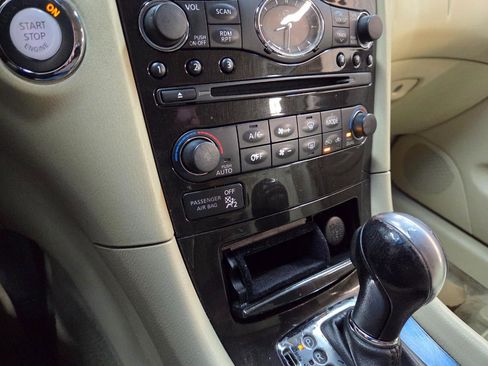 Used 2017 INFINITI QX50 AWD image 19