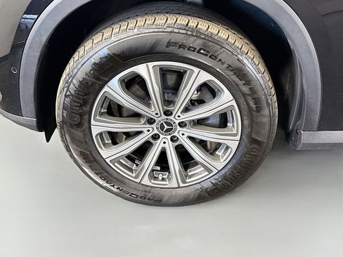 Used 2024 Mercedes-Benz GLC 300 4MATIC image 38