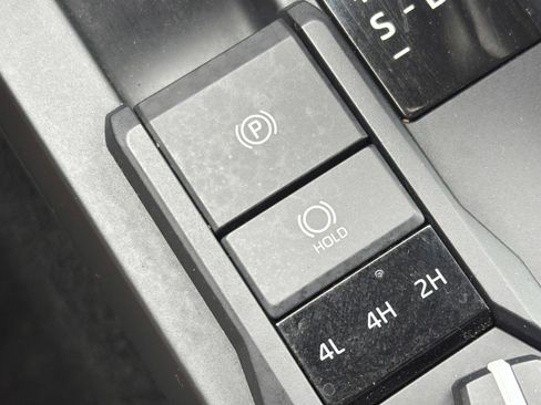 Used 2024 Toyota Tacoma TRD Sport w/ TRD Sport Upgrade Package image 29