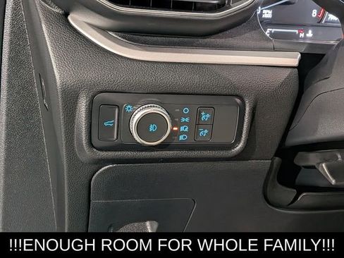 Used 2022 Ford Explorer XLT w/ Equipment Group 202A image 14