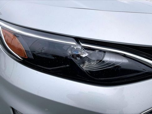 Used 2022 Chevrolet Malibu LT image 29