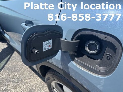 Used 2023 Ford Escape Platinum image 29