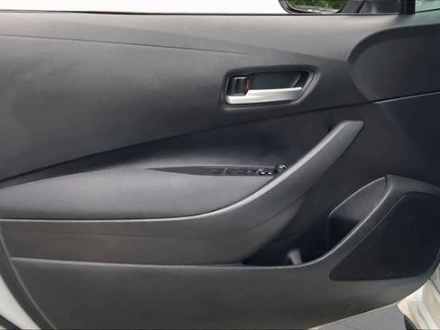 Used 2026 Toyota Corolla SE FWD image 21