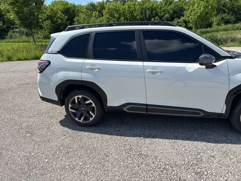 Certified 2025 Subaru Forester Limited AWD/4WD image 11