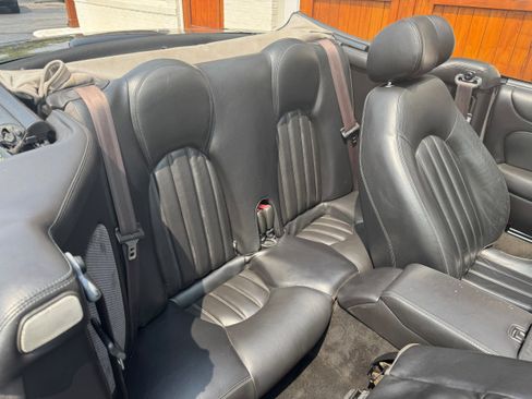 Used 2003 Jaguar XK8 Convertible image 13