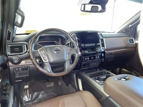 Certified 2021 Nissan Titan Platinum Reserve image 18