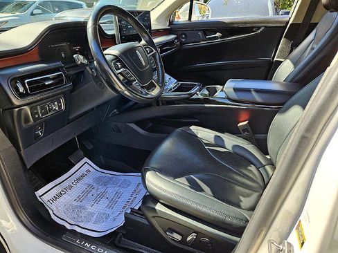 Used 2022 Lincoln Nautilus Reserve w/ Luxury Package image 7