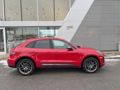 Used 2025 Porsche Macan Turbo image 19
