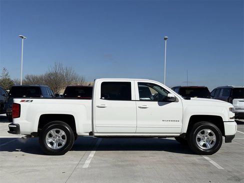 Used 2017 Chevrolet Silverado 1500 LT w/ All Star Edition image 3