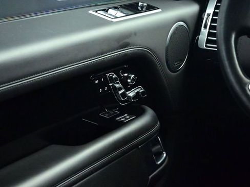 Used 2021 Land Rover Range Rover SV Autobiography Dynamic image 41