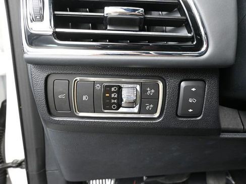 Used 2022 Lincoln Navigator Black Label AWD/4WD image 33