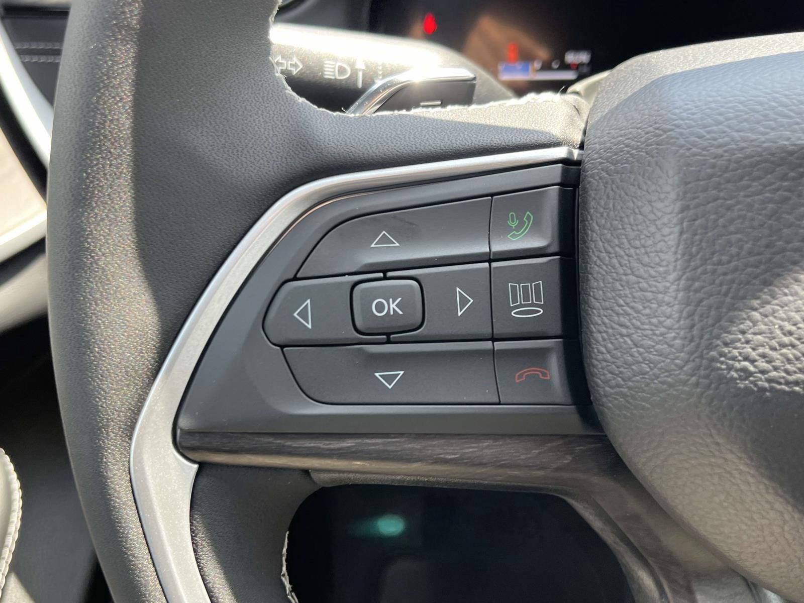 New 2026 Jeep Grand Cherokee Altitude AWD/4WD image 12