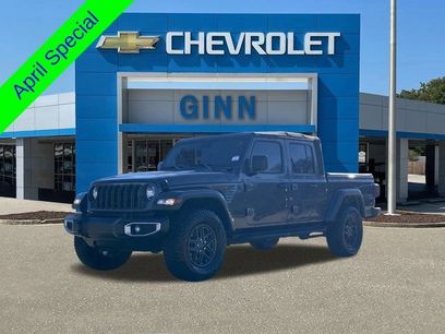 Used 2024 Jeep Gladiator Sport