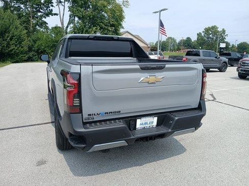 New 2025 Chevrolet Silverado EV LT image 3
