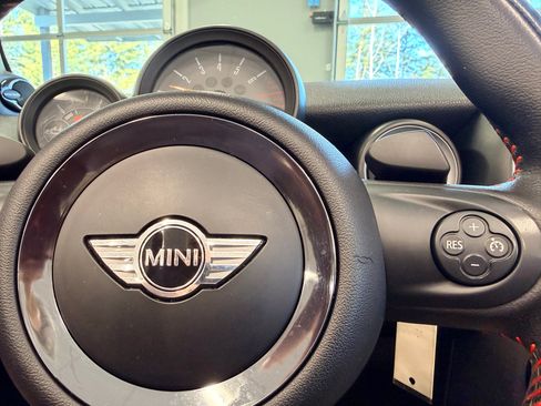 Used 2015 MINI Cooper S image 33