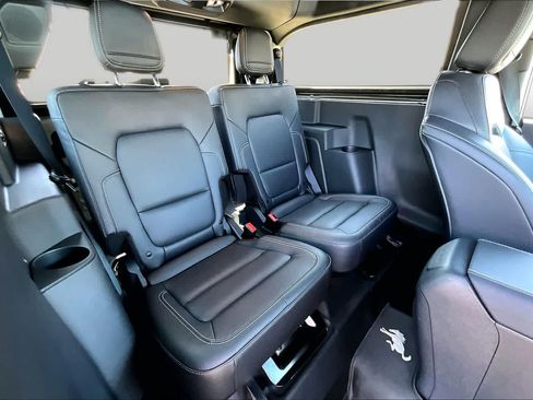 Used 2025 Ford Bronco Badlands AWD/4WD image 20