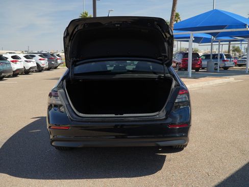 Used 2024 Honda Accord EX image 7