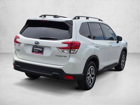 Used 2024 Subaru Forester Premium AWD/4WD image 5
