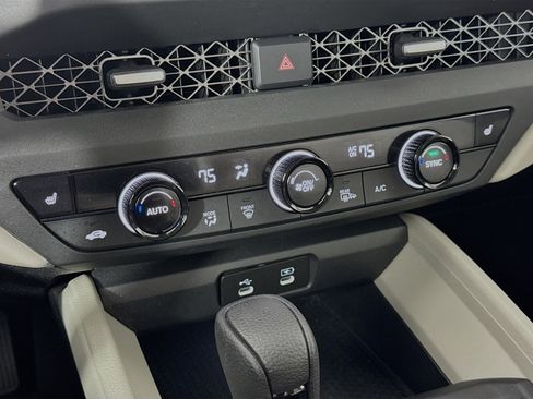 Certified 2024 Honda Accord EX image 15