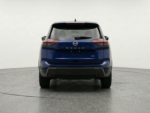 Used 2025 Nissan Rogue SV FWD image 7