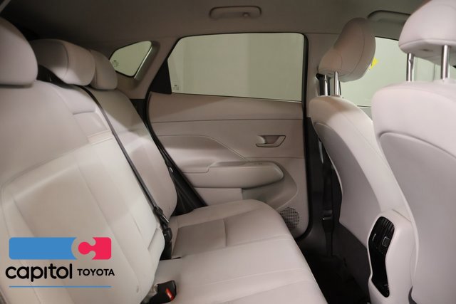Used 2025 Hyundai Kona SEL AWD/4WD image 27