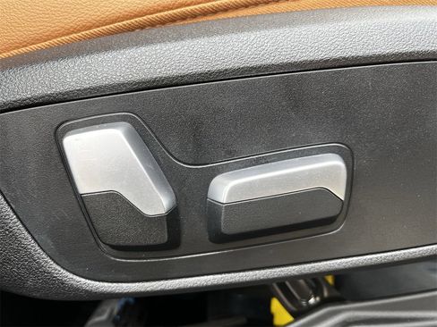 Used 2022 BMW X3 M40i w/ Parking Assistance Package image 26